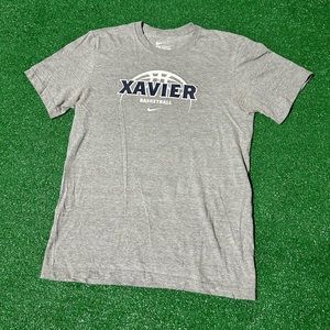 Men’s Sm Xavier basketball tee